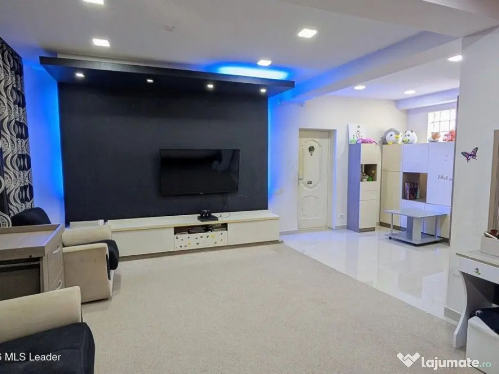 Pantelimon - Selgros, Hala 577 mp, Teren 850 mp. Separat:...