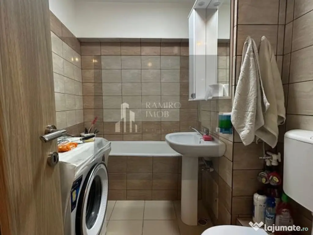 3 Camere 70mp - Partial Renovat - Metrou Aparatori la 1 Min 