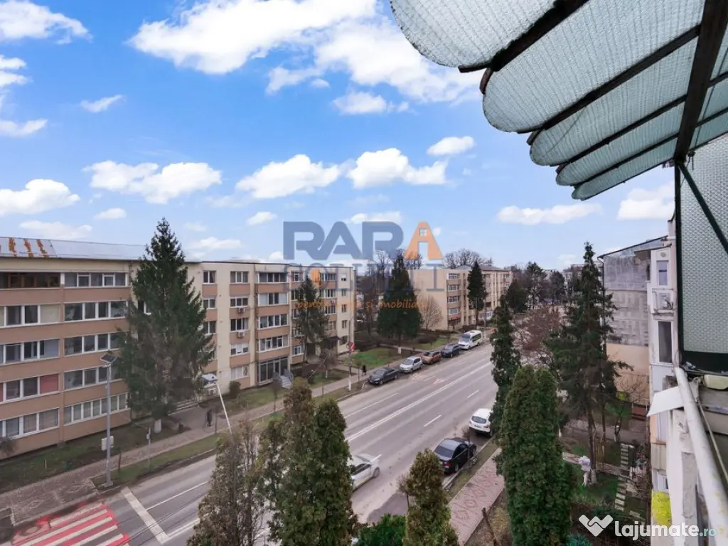 Apartament 4 camere - Ultracentral / Bd. RomanMușat 