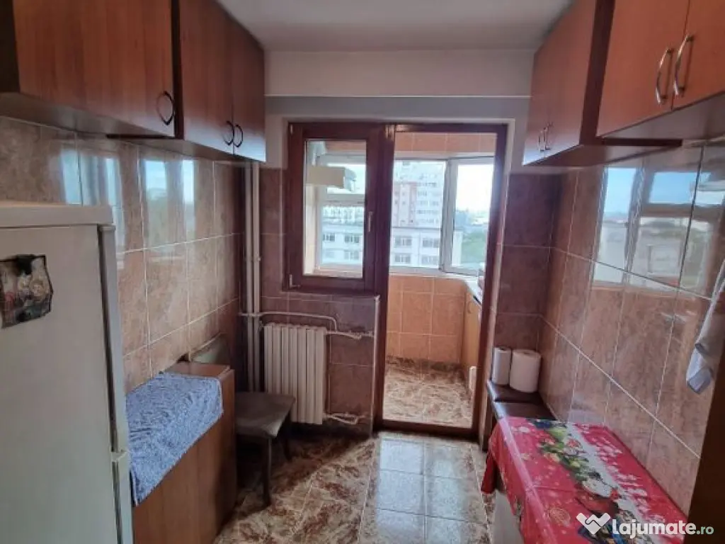 Gara mangaliei-apartament 2 camere decomandat 52 mp