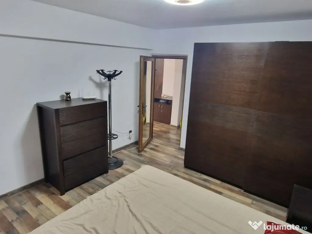 Doua camere comfort maxim, zona Gara. 