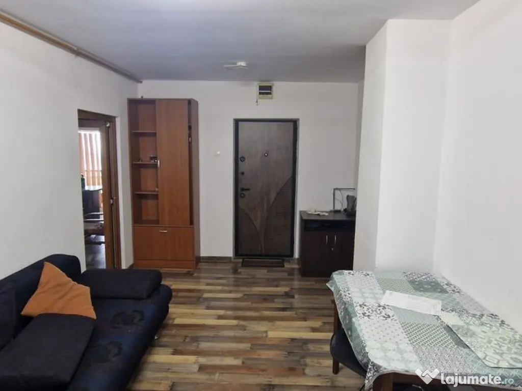 Doua camere comfort maxim, zona Gara. 