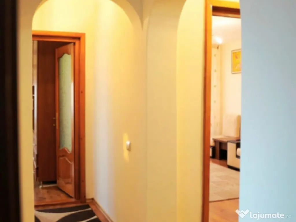 Apartament 3 camere decomandate – Zona Orion, Liceul de In 