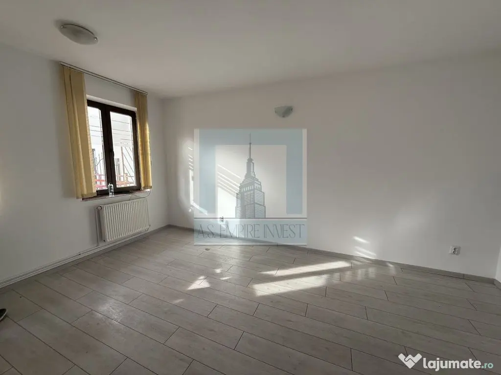 Apartament 2 camere decomandat - zona Centrul Civic