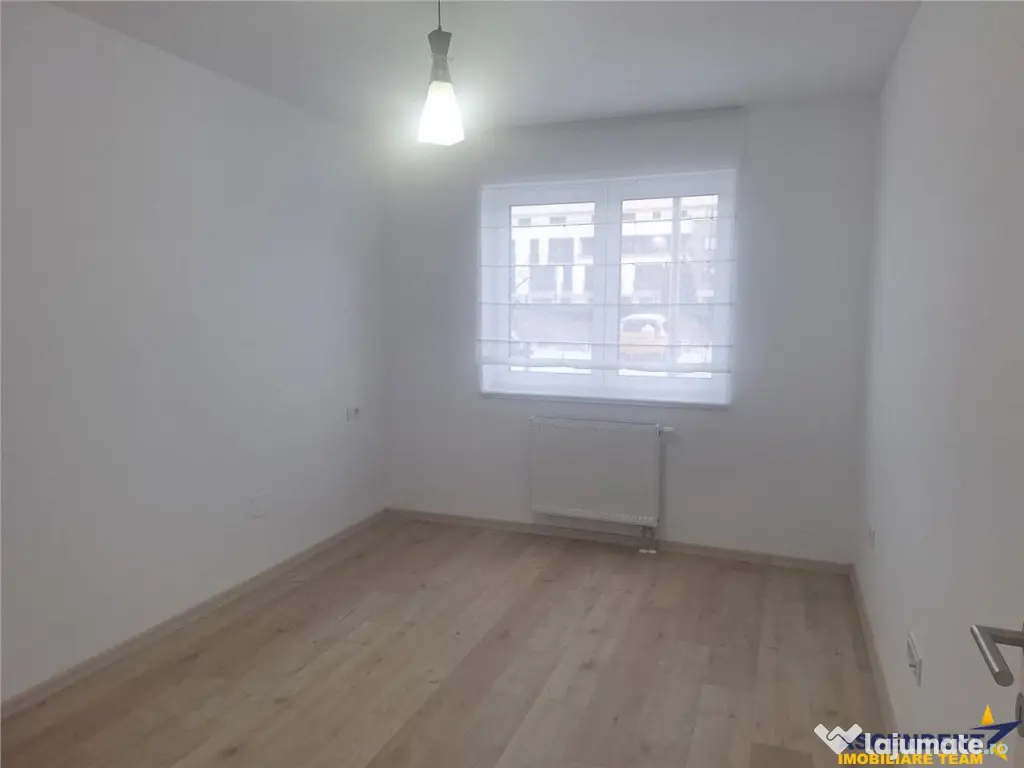 Prima ! Decomandat, 2bai, loc parcare, Tractorul, Brasov 