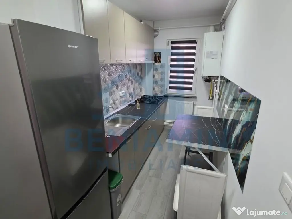 Apartament 2 camere cu centrala renovat mobilat utilat Cr... 