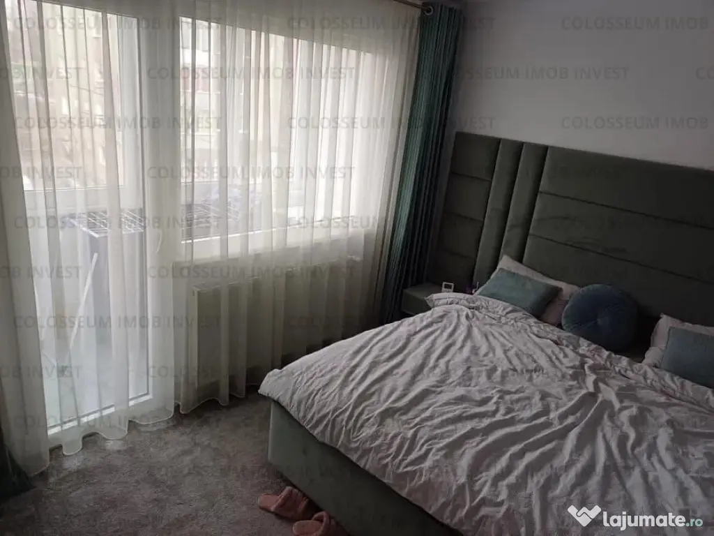 Apartament cu 3 camere,open space - zona Astra 