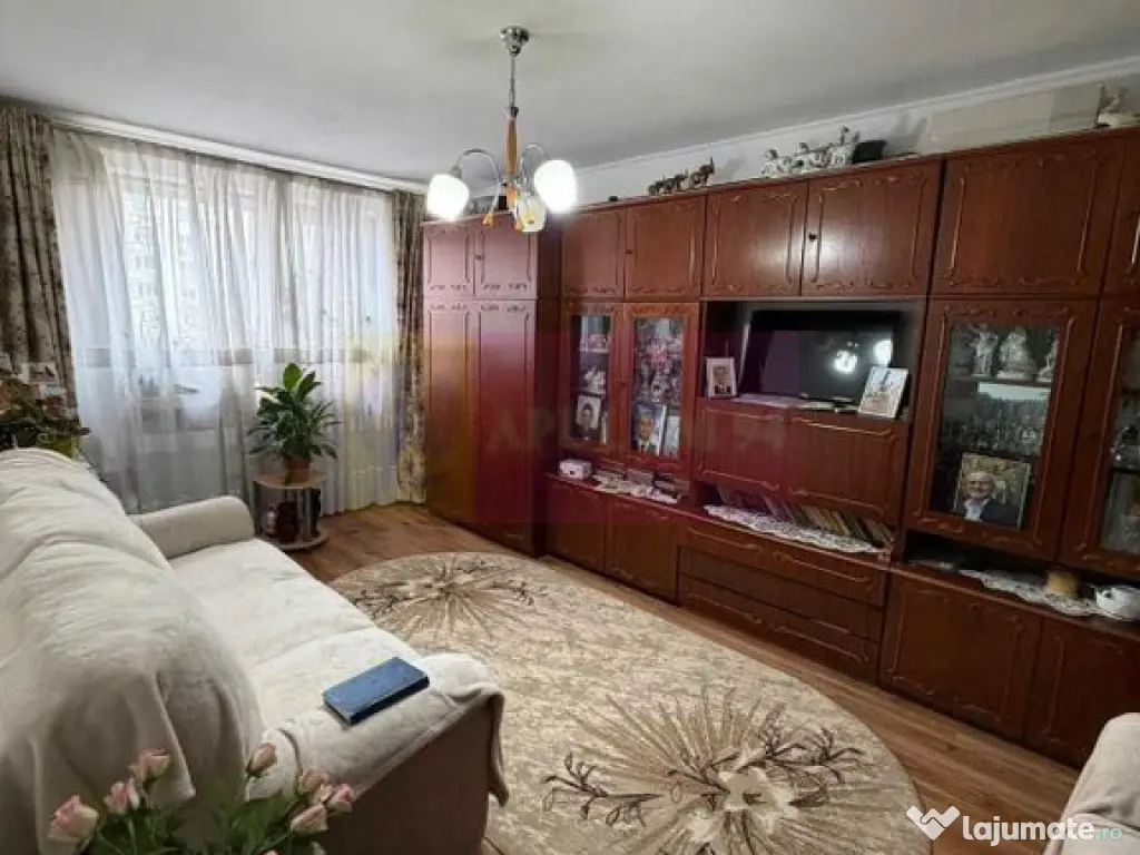 Vanzare apartament 2 camere Crangasi 