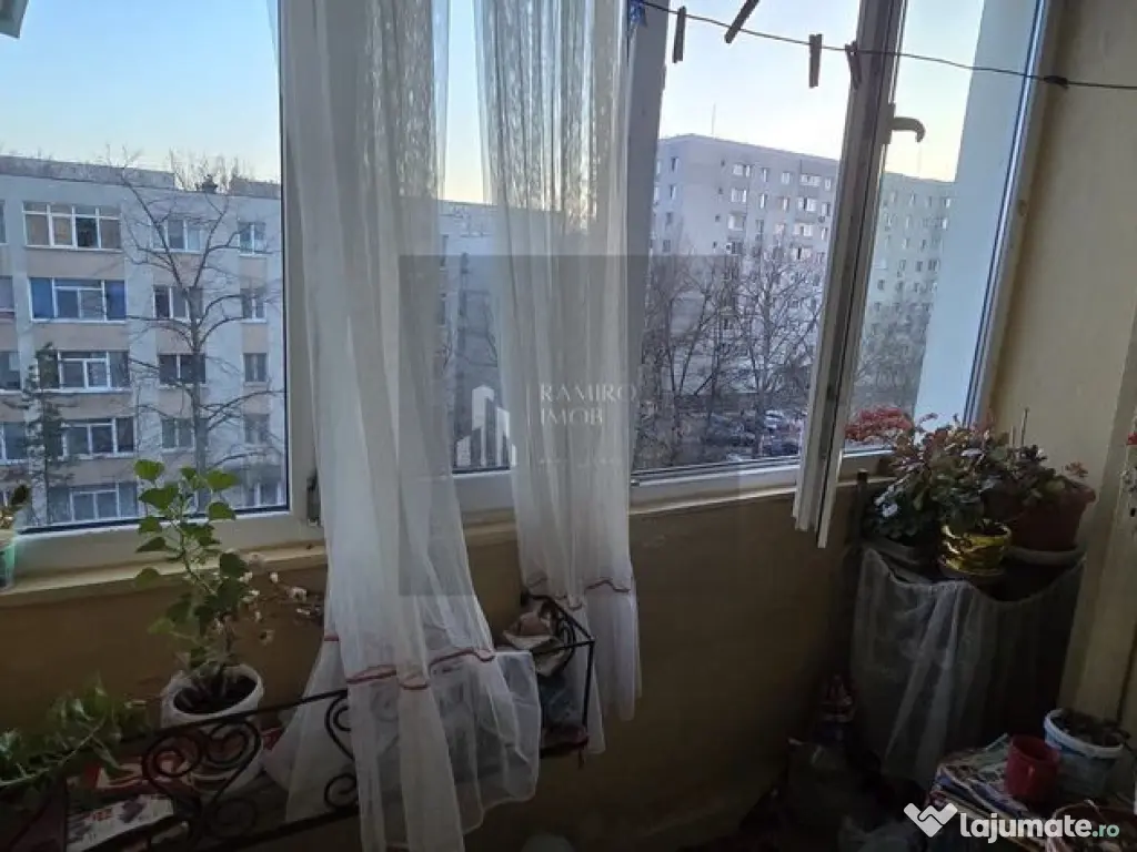 3 camere 5 MINUTE METROU 1 DECEMBRIE 1918 DE RENOVAT 