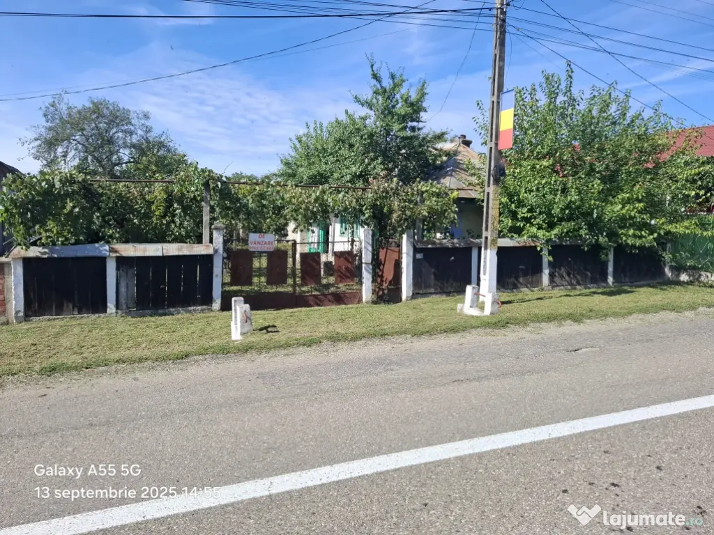 Vând casă batraneasca 