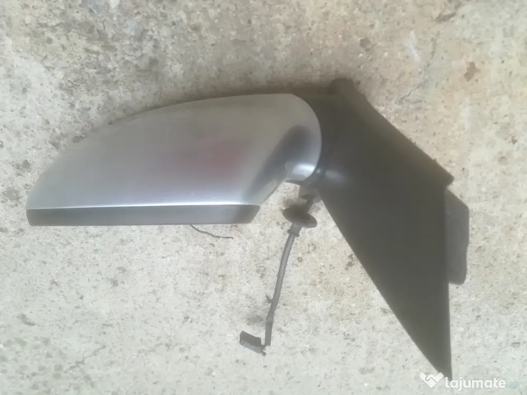 oglinzi Opel Astra J 100 lei 