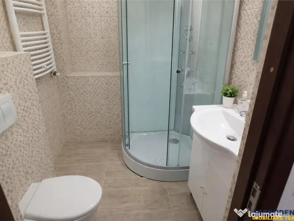 2 apartamente pretabile circuit turistic, Centrul istoric, S 