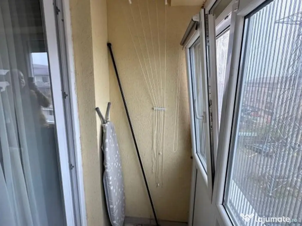 Apartament 3 Camere la 10 minute de statia de metrou Dimi... 