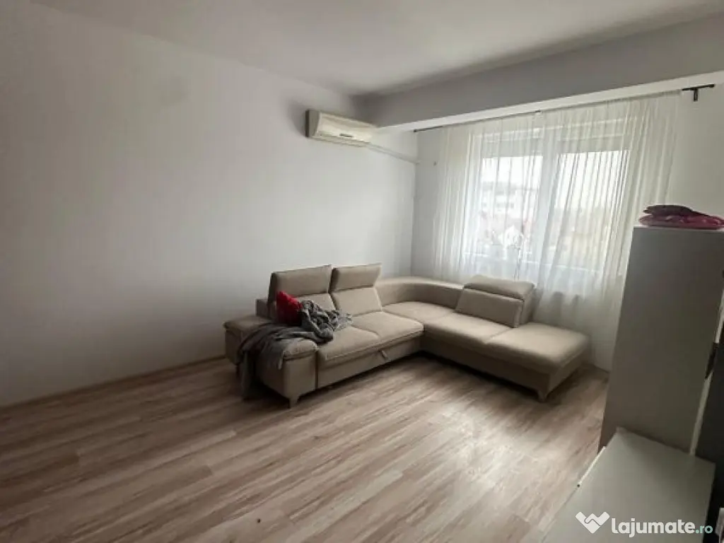 Apartament 3 Camere la 10 minute de statia de metrou Dimi... 