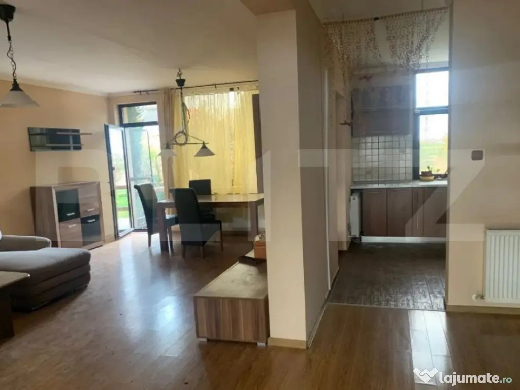 Casa, 3 camere, 693 mp teren, Lazuri 