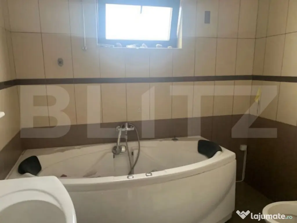 Casa, 3 camere, 693 mp teren, Lazuri 