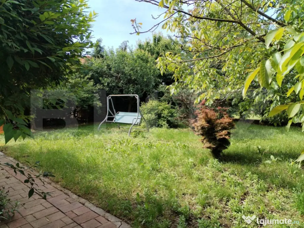 Casa, 3 camere, 693 mp teren, Lazuri 