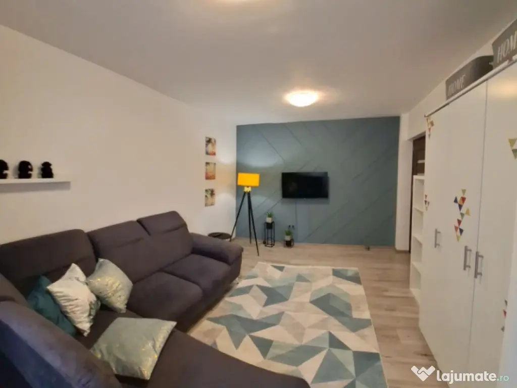 Apratament 3 camere Manastur Calea Floresti langa Mega Image 