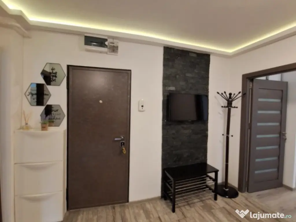 Apratament 3 camere Manastur Calea Floresti langa Mega Image 