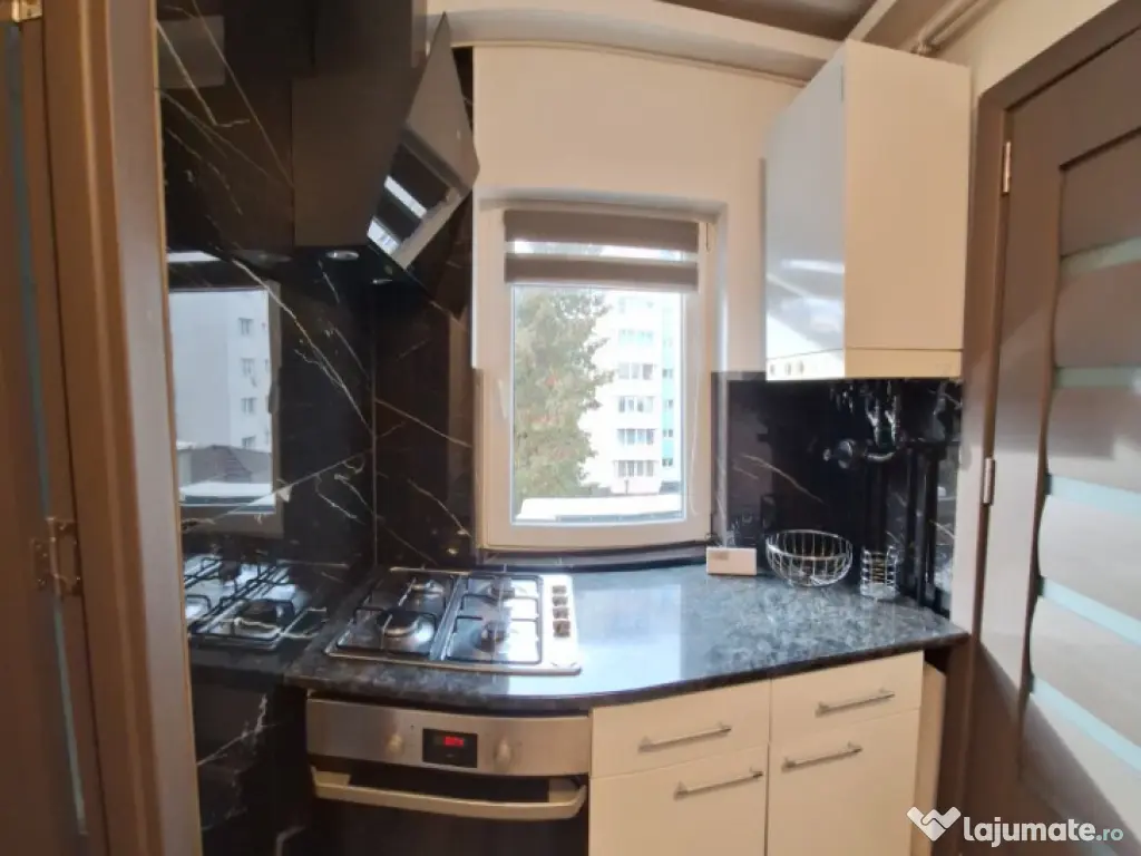 Apratament 3 camere Manastur Calea Floresti langa Mega Image 