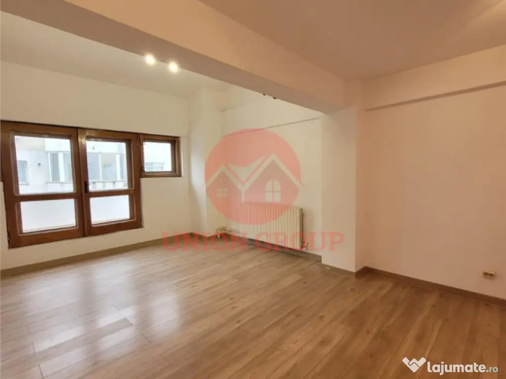 Spatii Comerciale de inchiriat - Intersectie Delfinariu 