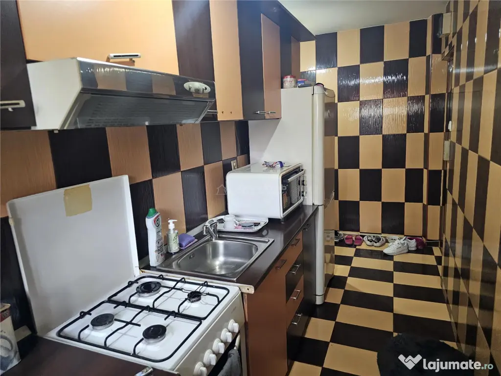 Resita, 2 Cam. Mobilat Utilat, Micro 2 