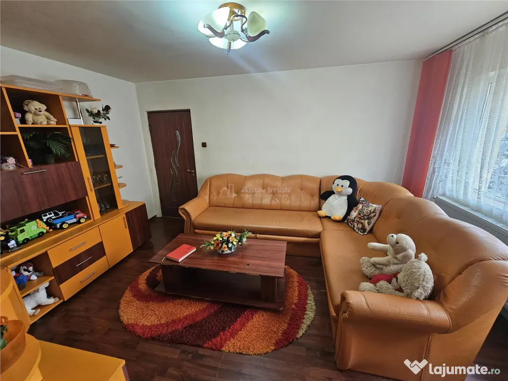 Resita, 2 Cam. Mobilat Utilat, Micro 2 