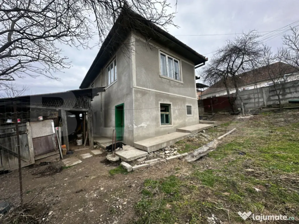 Casă renovabilă 120 mp utili | Teren 552 mp | Tiur 
