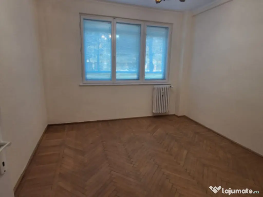 Inchiriere apartament 3 camere - Zona Andrei Muresanu 