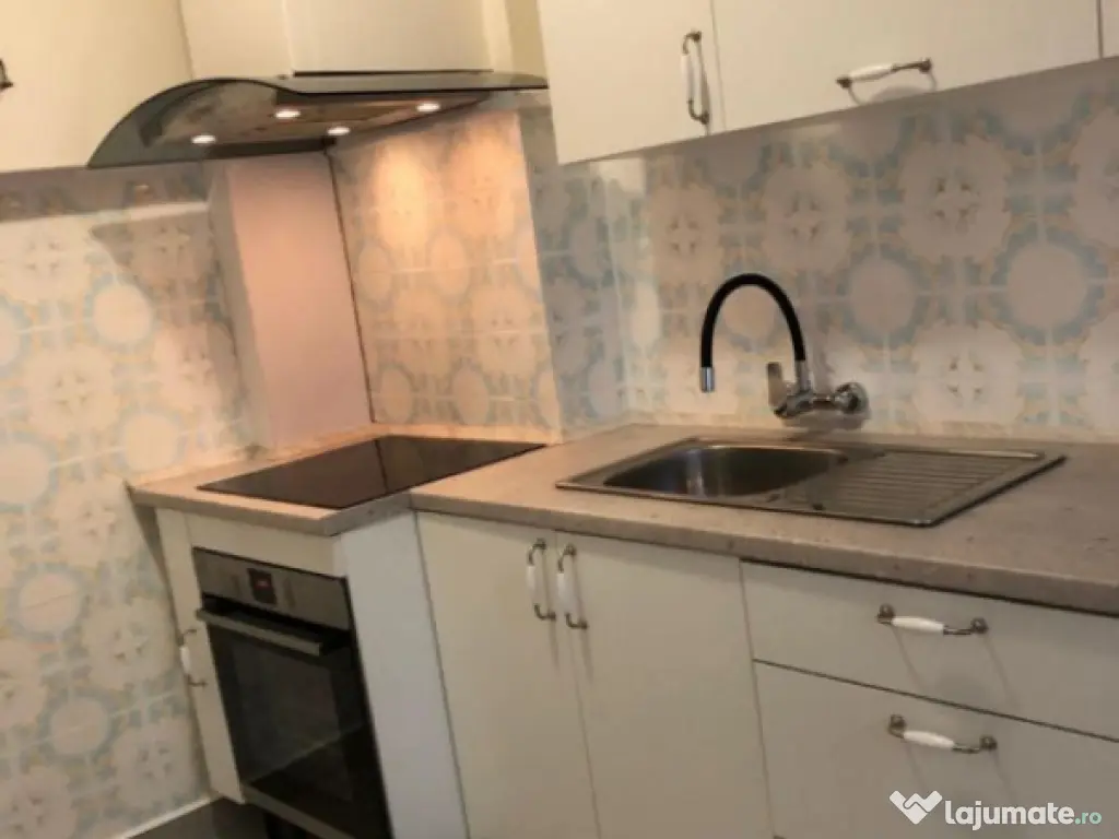 Inchiriere apartament 3 camere - Zona Andrei Muresanu 