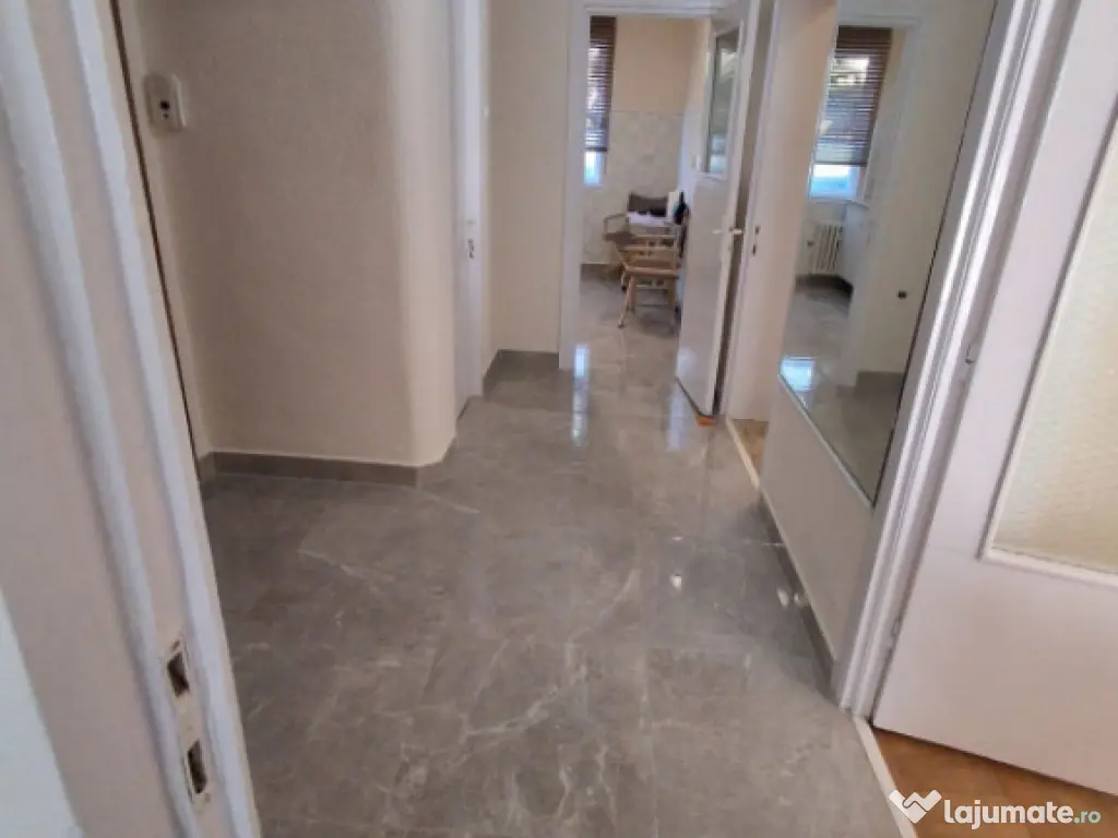 Inchiriere apartament 3 camere - Zona Andrei Muresanu 