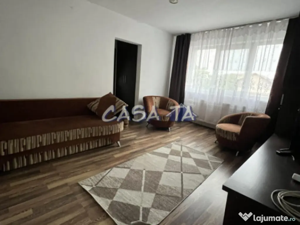 Apartament 3 Camere, Etaj 1, Strada Aleea Plopilor 
