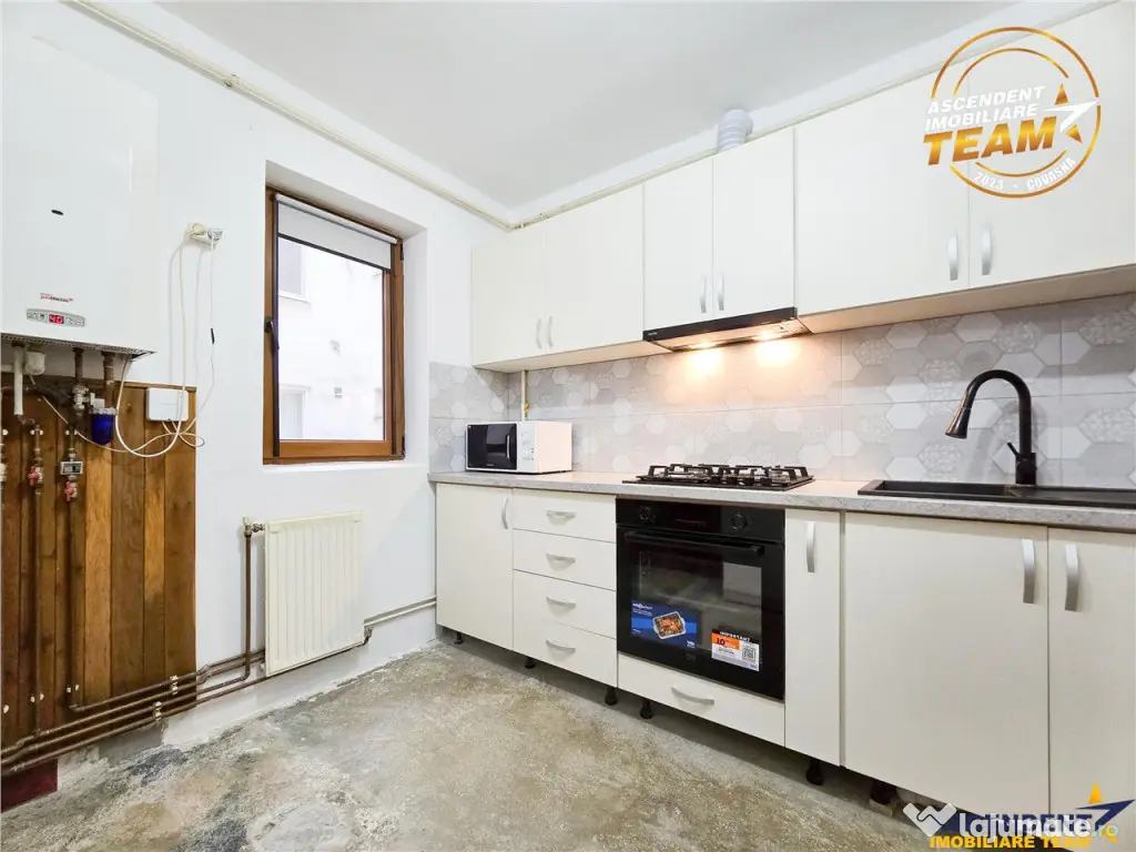 Apartament decomandat, mobilat, utilat, 3 camere, Ciucului,