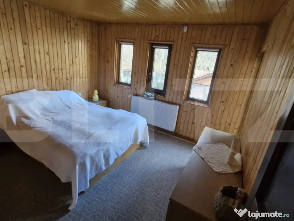 Cabana 5 camere, 140 mp utili, 3000 mp teren! 