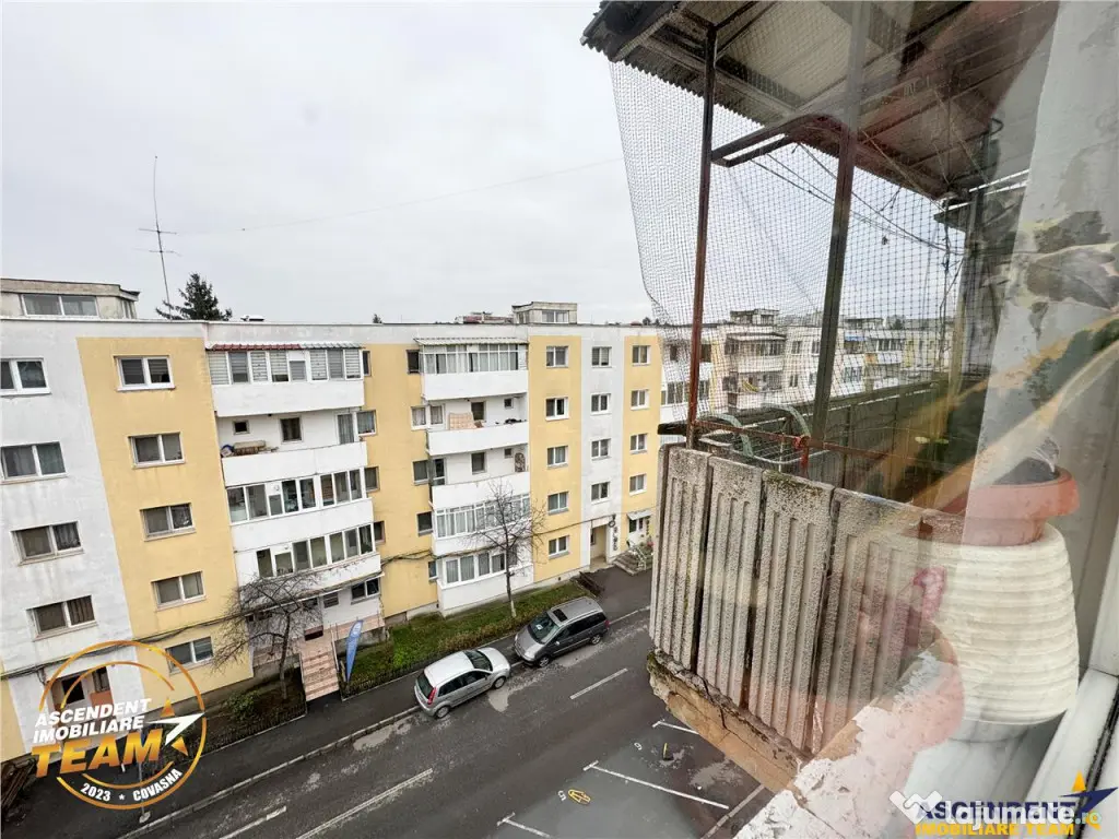 FILMTUR 3D!! Apartament cu 3 camere luminos, loc parcare, zo