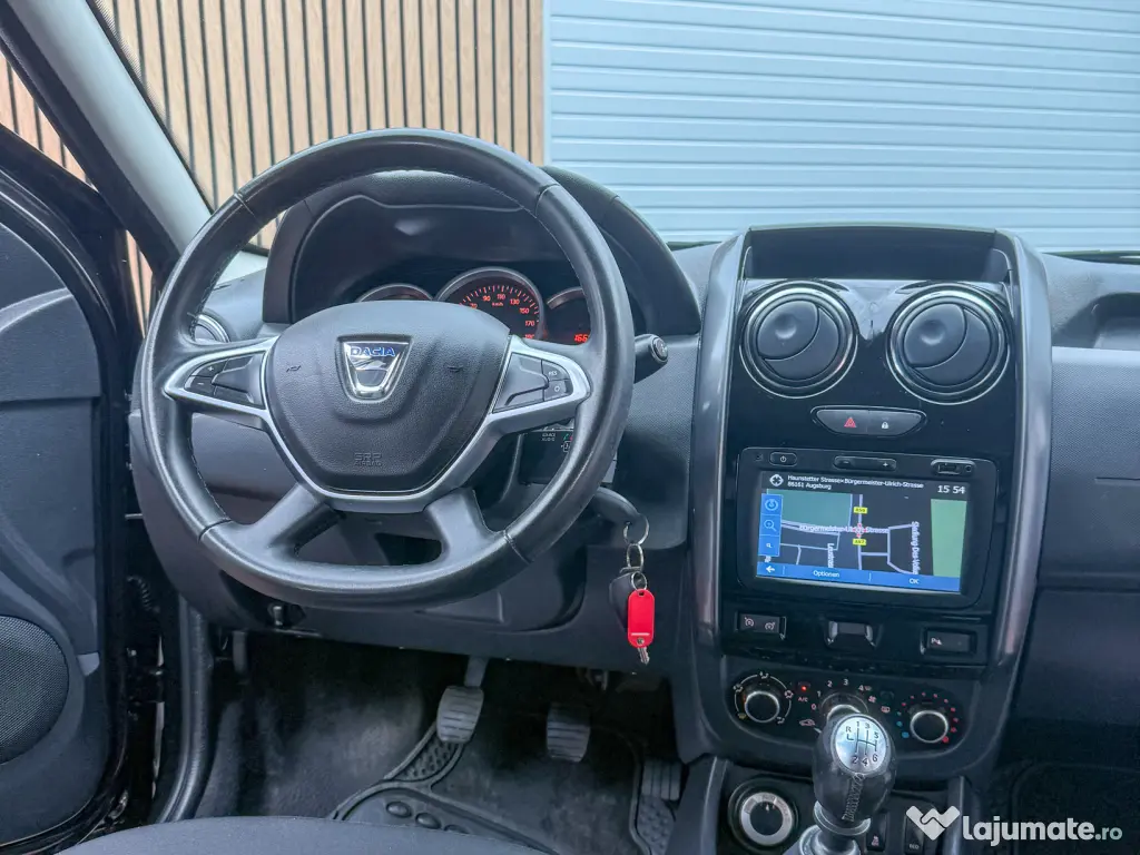 Dacia Duster . Benzina . 4x4 la Buton . Garantie 12 luni . Buy-Back . Livrare 