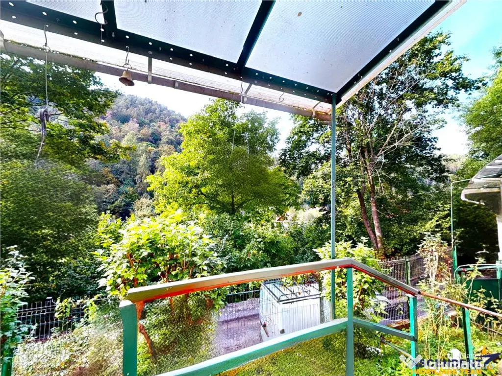 3D! Casa autentica,5.025 mp teren,in spectacolul montan al C 