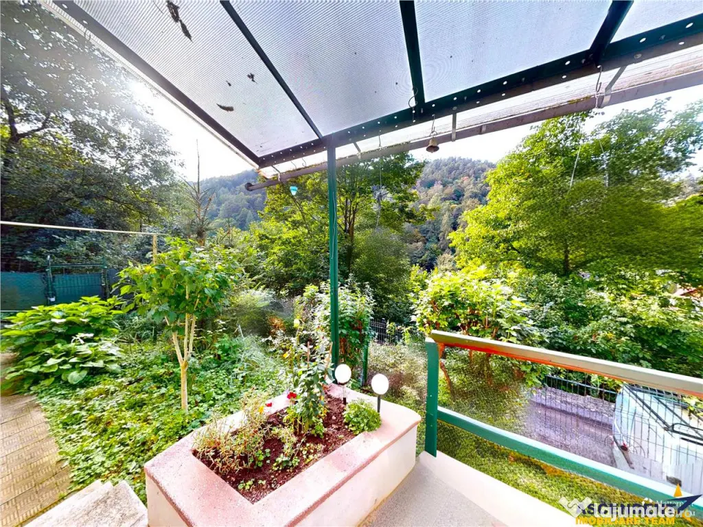 3D! Casa autentica,5.025 mp teren,in spectacolul montan al C 