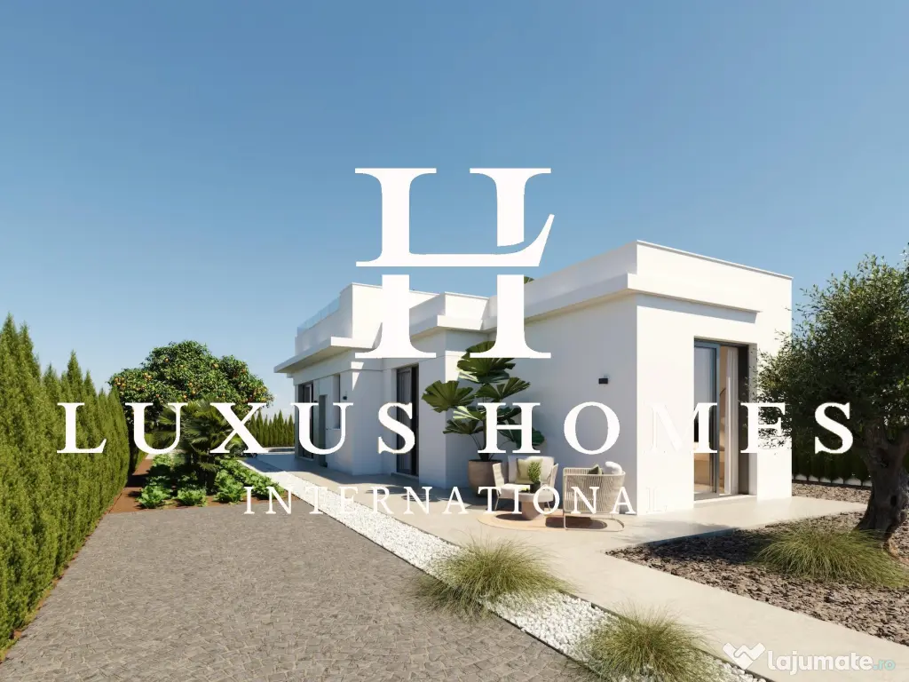 Vilă modernă cu piscină privată situată într-un resort de golf