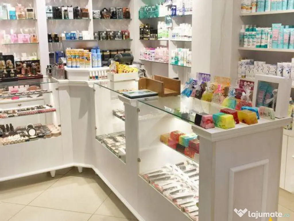 Spatiu comercial, vitrinat, acces facil si vizibilitate, Gar 