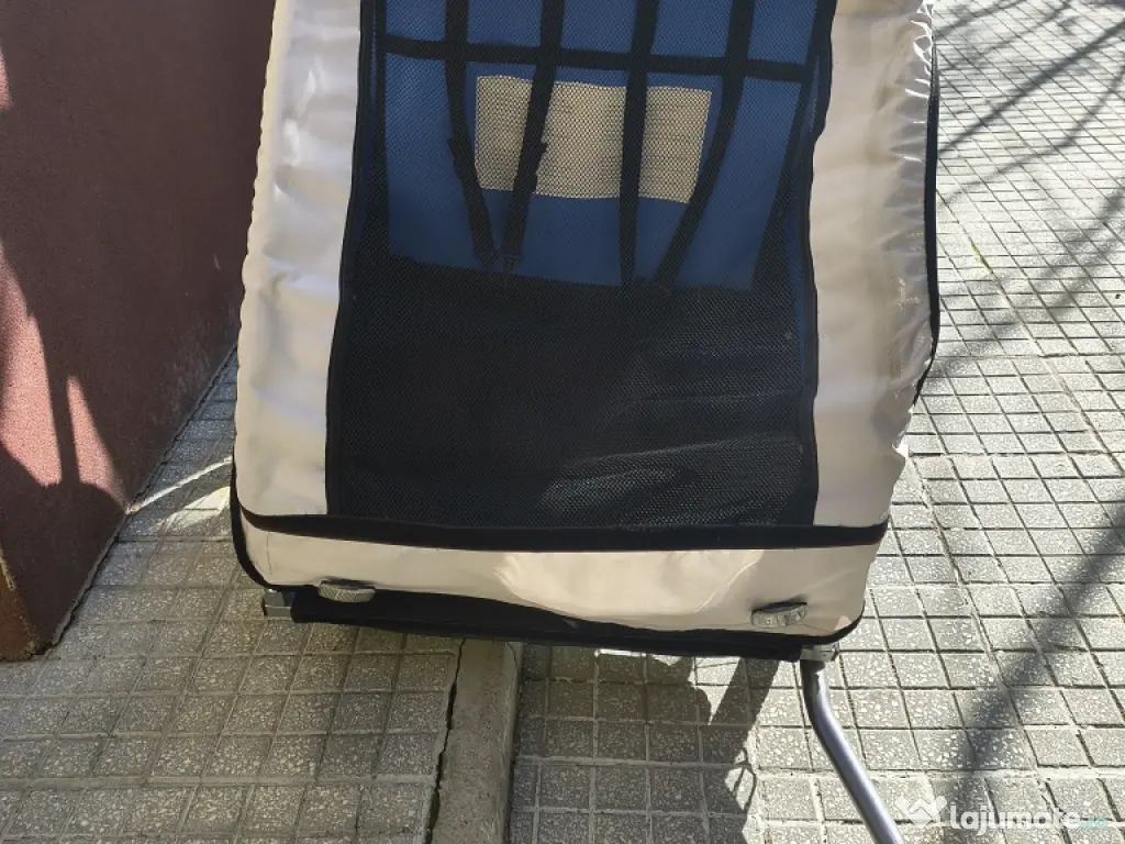 Vând remorcă pt. bicicletă 