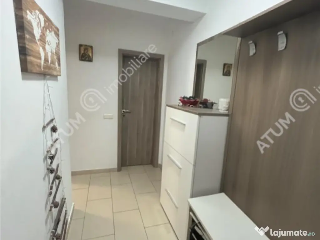 Apartament cu 3 camere 2 bai 2 balcoane etaj 2 zona Turnisor 