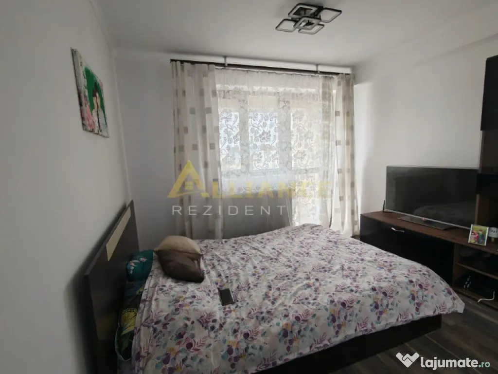 Casa cu etaj - Mobilata/utilata- gata de mutat 