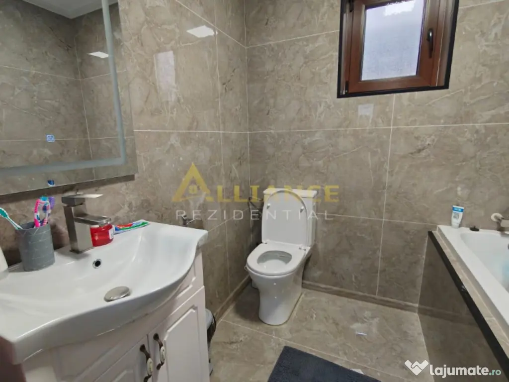 Casa cu etaj - Mobilata/utilata- gata de mutat 