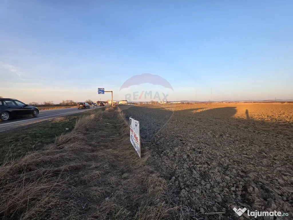 Teren intravilan, 30000 mp, zona Hanul din Ardeal