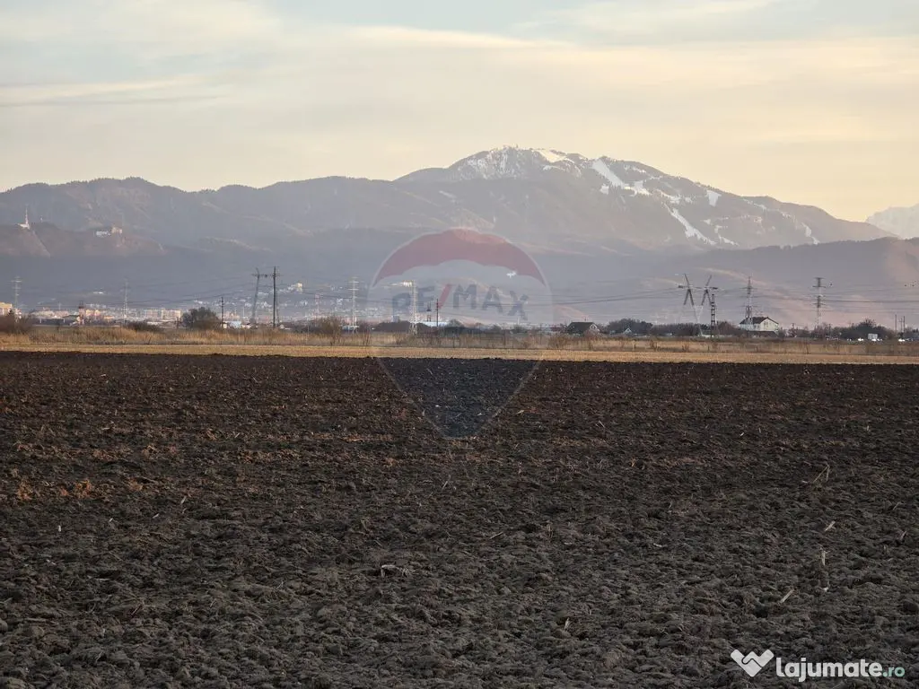 Teren intravilan, 30000 mp, zona Hanul din Ardeal
