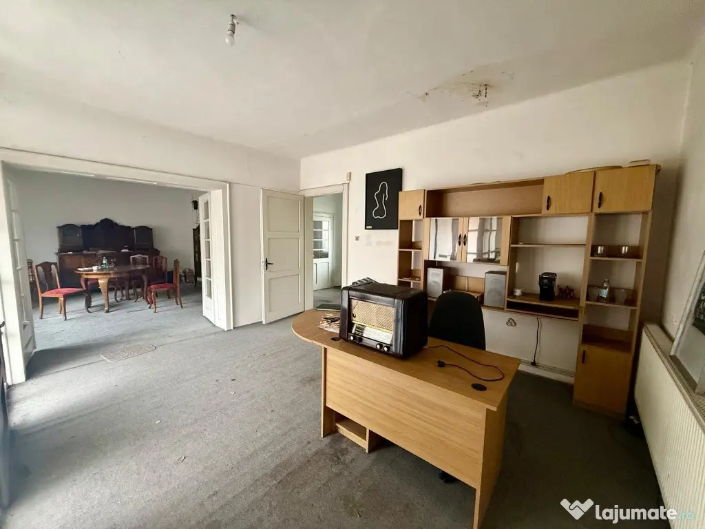 A/1678 De vânzare casă curte comună în Tg Mureș - Semicentral 