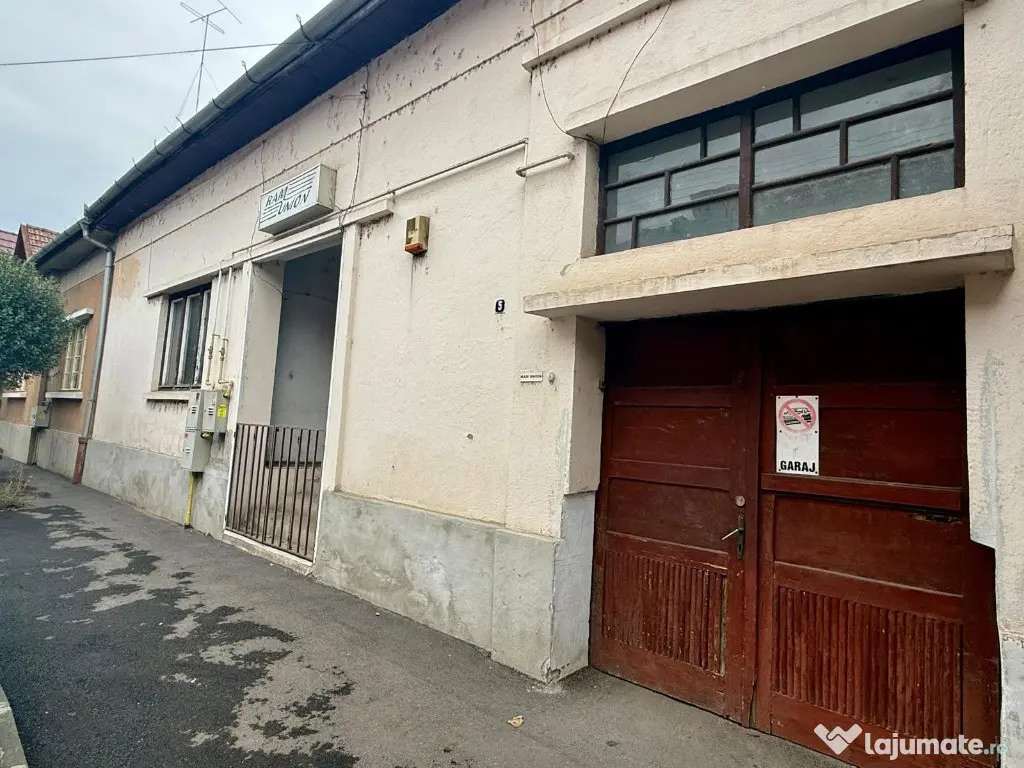 A/1678 De vânzare casă curte comună în Tg Mureș - Semicentral 