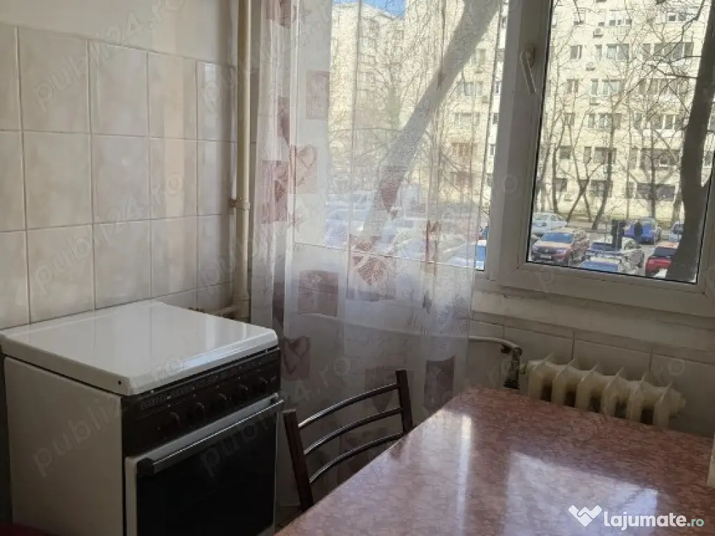 Dristor etaj 1 decomandat 