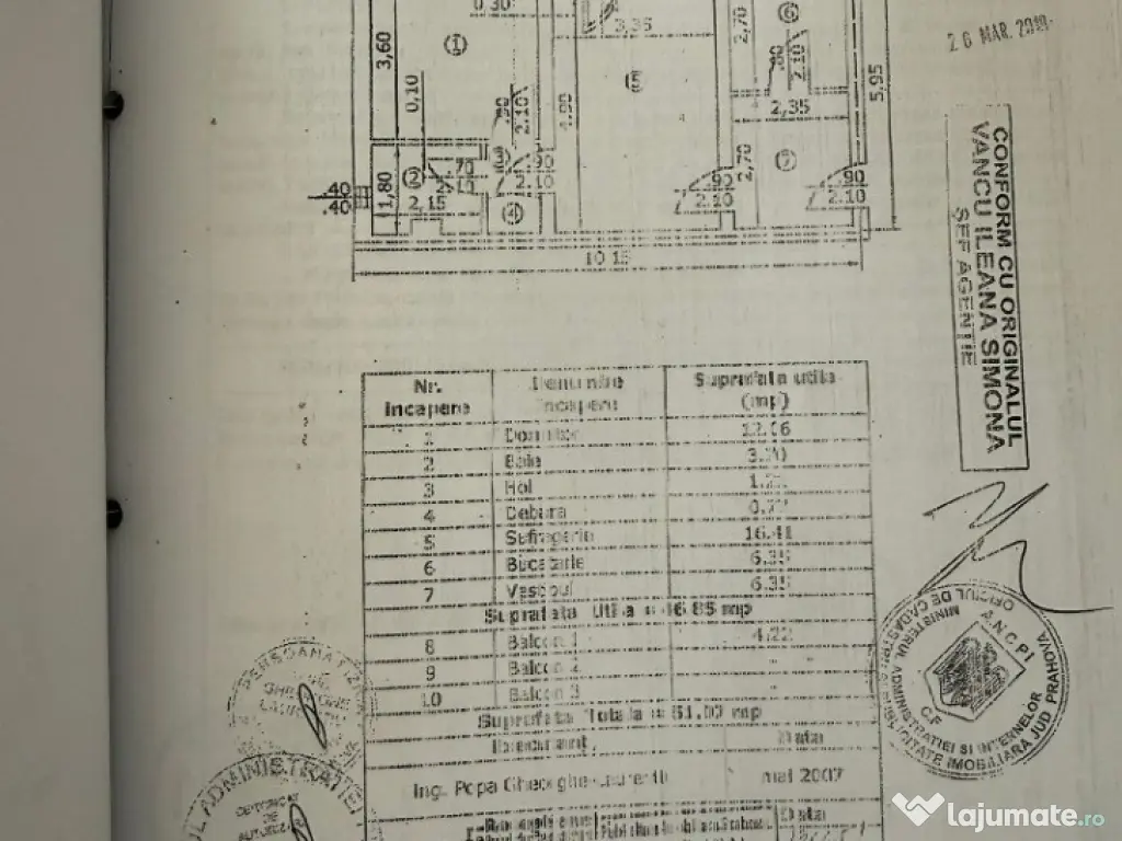 Apartament 2 camere de vânzare Zona Democrației Lupeni - Ploiești 